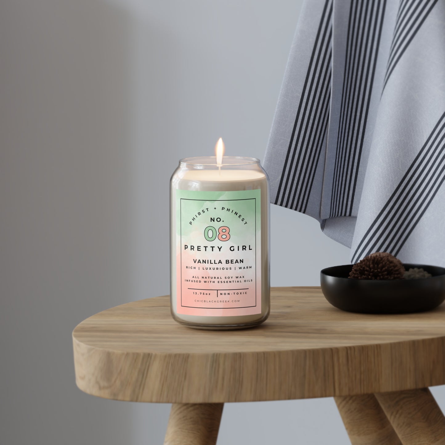 Large No. 08 Candle | Vanilla Bean